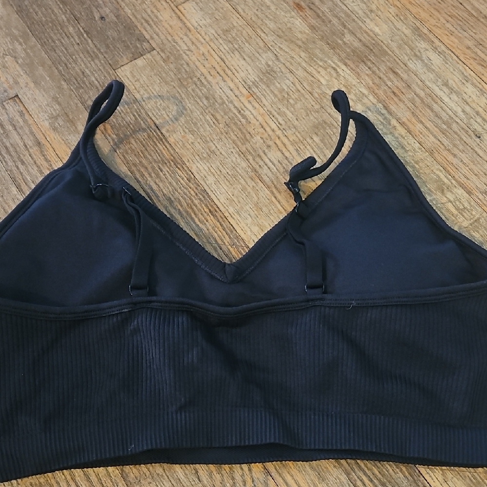 Women's Black Bralette - Picture 3 of 4